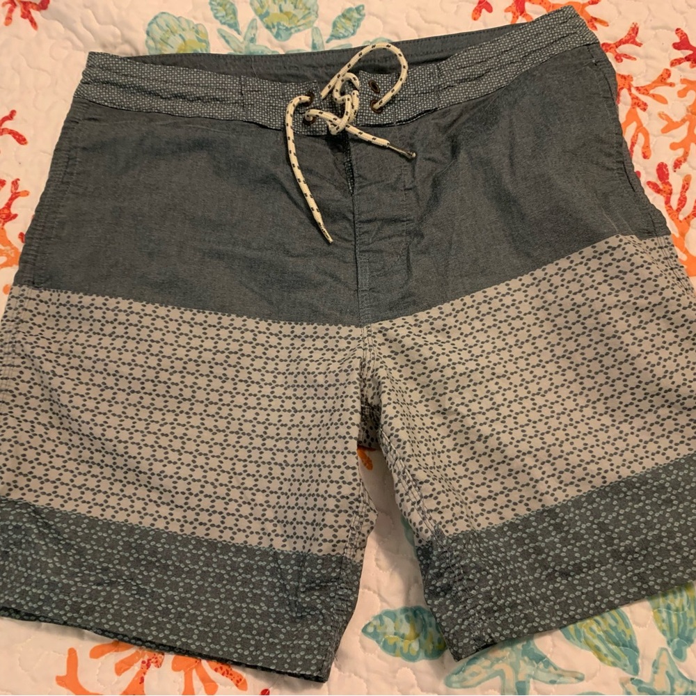 BILLABONG  Garage Collection Men's Board Shorts Surf Swim Shorts Men’s 33 Waist